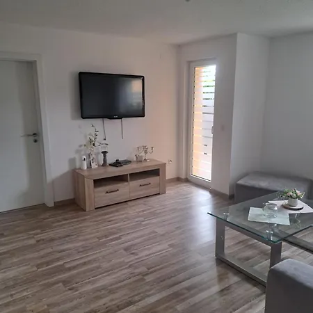 Ferienwohnung Biebelried דירה *